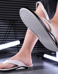 👣Ultra-Soft Sole Sporty Flip Flops for Men，Ultra-Soft SolePerfect For Beach, Gym & Daily Wear!