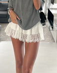 🌸Chic Pleated Lace Trim Mini Skirt